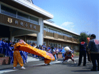 ���w�Z�ɂ�